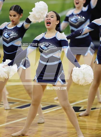 Thumbnail 2 in Riverdale Ridge CHSAA Spirit Poms photogallery.