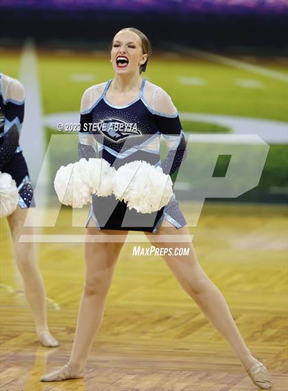 Thumbnail 1 in Riverdale Ridge CHSAA Spirit Poms photogallery.