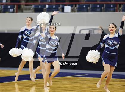 Thumbnail 1 in Riverdale Ridge CHSAA Spirit Poms photogallery.