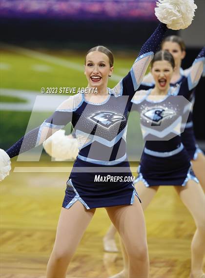 Thumbnail 3 in Riverdale Ridge CHSAA Spirit Poms photogallery.