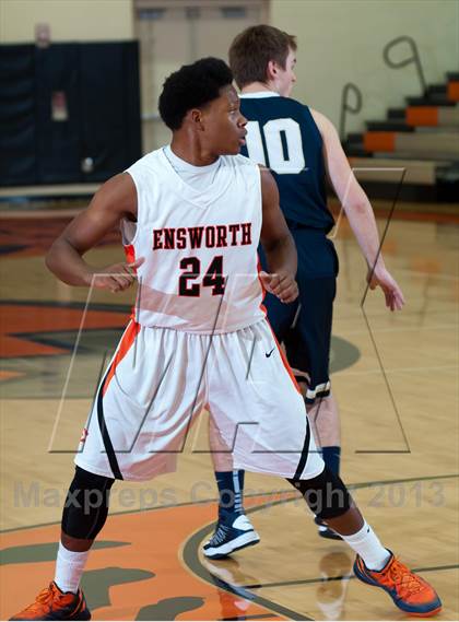 Thumbnail 3 in Hamilton Heights Christian Academy @ Ensworth (Ensworth Christmas Classic) photogallery.