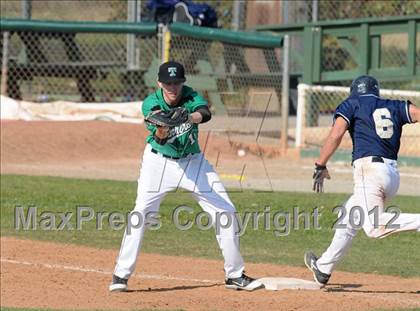 Thumbnail 2 in Delano vs. Tehachapi photogallery.