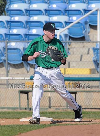 Thumbnail 1 in Delano vs. Tehachapi photogallery.