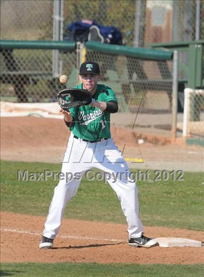 Thumbnail 1 in Delano vs. Tehachapi photogallery.