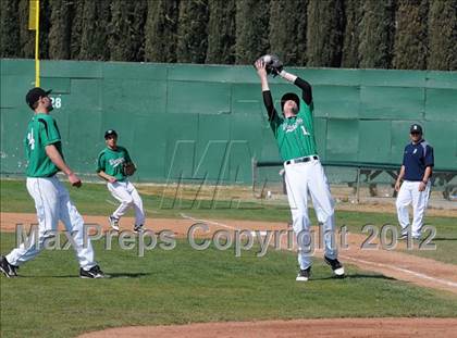 Thumbnail 2 in Delano vs. Tehachapi photogallery.