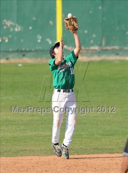 Thumbnail 1 in Delano vs. Tehachapi photogallery.