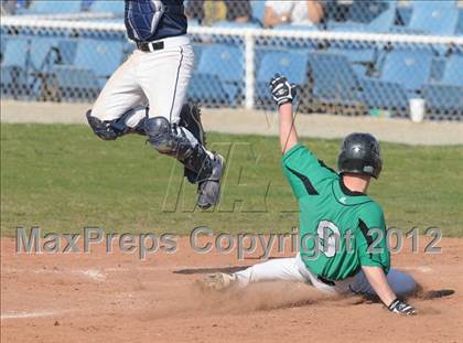 Thumbnail 2 in Delano vs. Tehachapi photogallery.