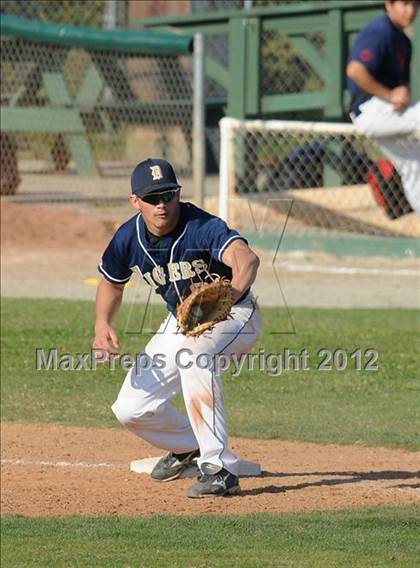 Thumbnail 3 in Delano vs. Tehachapi photogallery.