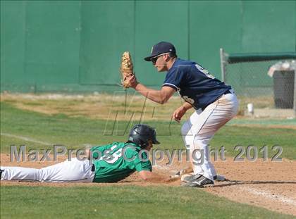 Thumbnail 1 in Delano vs. Tehachapi photogallery.