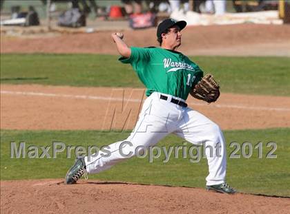 Thumbnail 2 in Delano vs. Tehachapi photogallery.