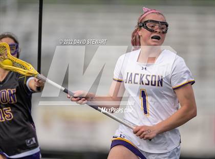 Thumbnail 3 in Jackson vs. Avon photogallery.