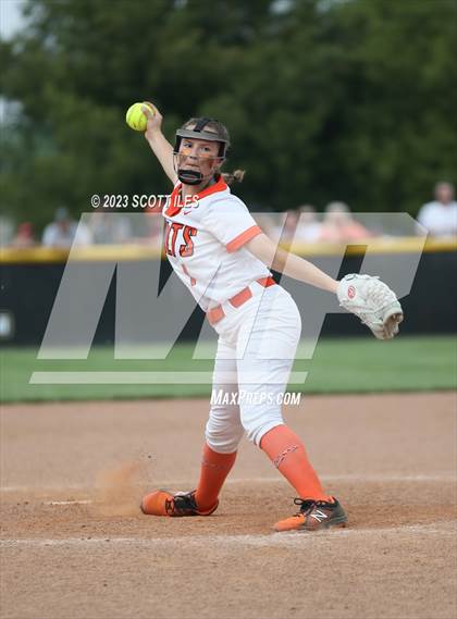 Thumbnail 2 in Wheelersburg vs Meadowbrook (OHSAA D3 Regional Semifinal) photogallery.