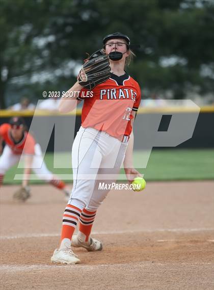 Thumbnail 3 in Wheelersburg vs Meadowbrook (OHSAA D3 Regional Semifinal) photogallery.
