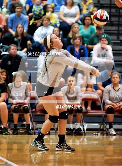 Thumbnail 2 in St Vincent's vs. Coosa (GHSA 2A Final) photogallery.