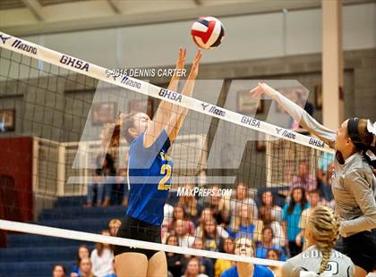 Thumbnail 3 in St Vincent's vs. Coosa (GHSA 2A Final) photogallery.