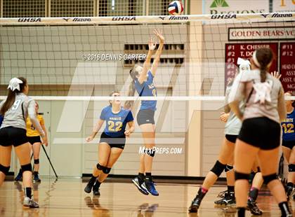 Thumbnail 2 in St Vincent's vs. Coosa (GHSA 2A Final) photogallery.