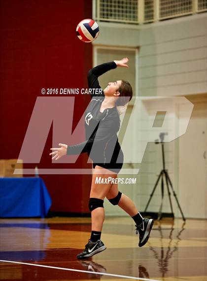 Thumbnail 2 in St Vincent's vs. Coosa (GHSA 2A Final) photogallery.