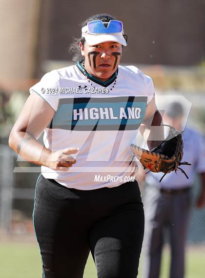 Thumbnail 1 in Highland @ Corona del Sol photogallery.