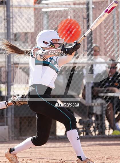 Thumbnail 1 in Highland @ Corona del Sol photogallery.