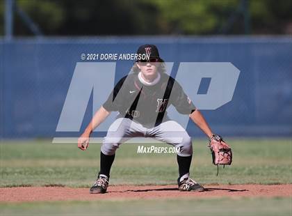 Thumbnail 3 in Woodcreek @ Vista del Lago photogallery.