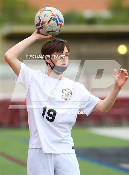 Thumbnail 1 in Oaks Christian vs. Calabasas photogallery.