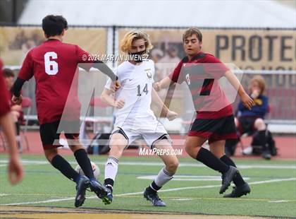 Thumbnail 3 in Oaks Christian vs. Calabasas photogallery.