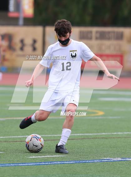 Thumbnail 2 in Oaks Christian vs. Calabasas photogallery.