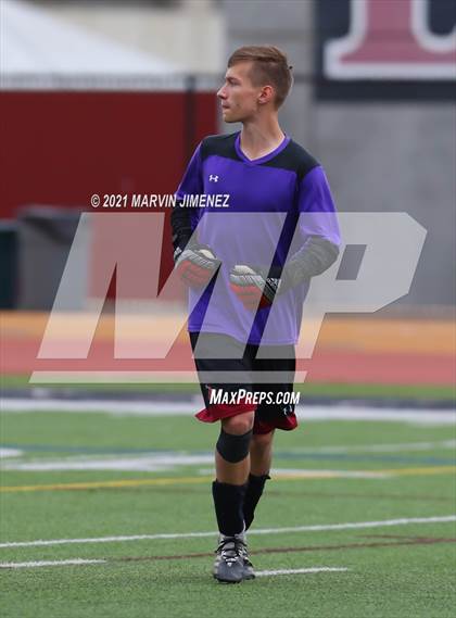 Thumbnail 3 in Oaks Christian vs. Calabasas photogallery.
