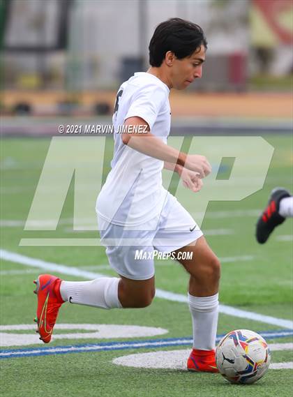 Thumbnail 1 in Oaks Christian vs. Calabasas photogallery.