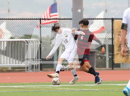 Thumbnail 3 in Oaks Christian vs. Calabasas photogallery.