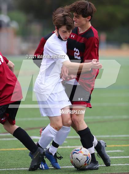 Thumbnail 2 in Oaks Christian vs. Calabasas photogallery.
