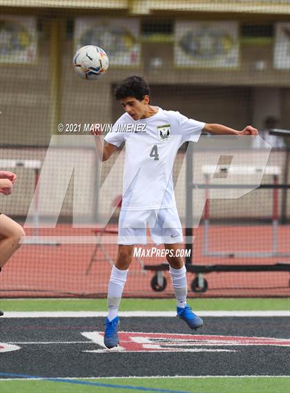 Thumbnail 1 in Oaks Christian vs. Calabasas photogallery.