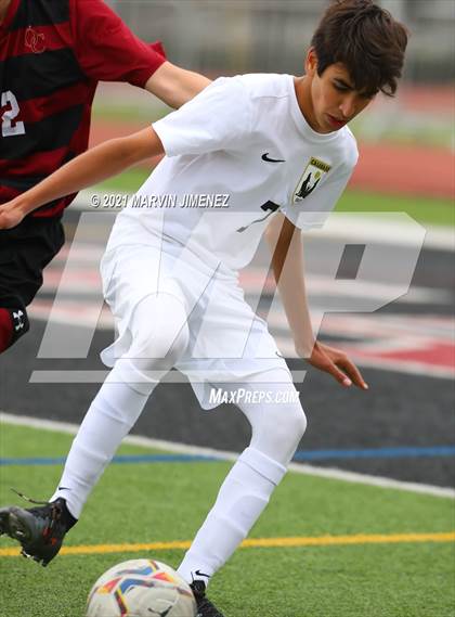 Thumbnail 1 in Oaks Christian vs. Calabasas photogallery.
