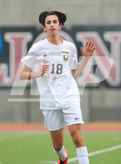 Thumbnail 2 in Oaks Christian vs. Calabasas photogallery.