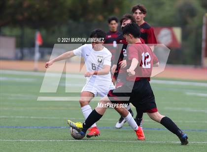 Thumbnail 2 in Oaks Christian vs. Calabasas photogallery.