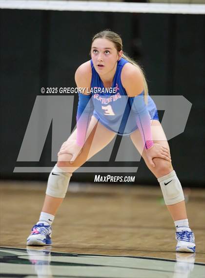 Thumbnail 2 in Weatherford vs Lake Ridge photogallery.