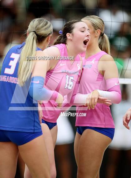 Thumbnail 2 in Weatherford vs Lake Ridge photogallery.