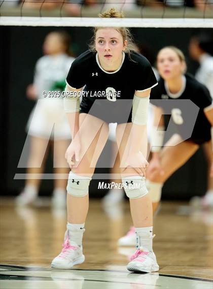 Thumbnail 1 in Weatherford vs Lake Ridge photogallery.