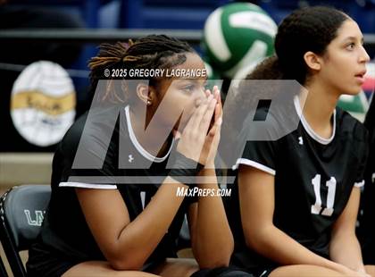 Thumbnail 1 in Weatherford vs Lake Ridge photogallery.