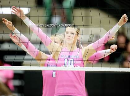 Thumbnail 1 in Weatherford vs Lake Ridge photogallery.
