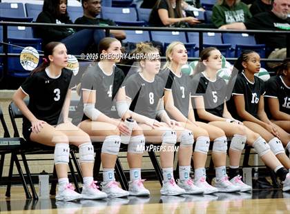Thumbnail 1 in Weatherford vs Lake Ridge photogallery.