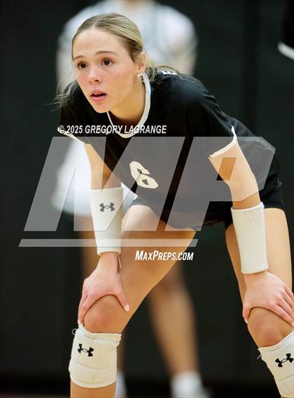 Thumbnail 2 in Weatherford vs Lake Ridge photogallery.