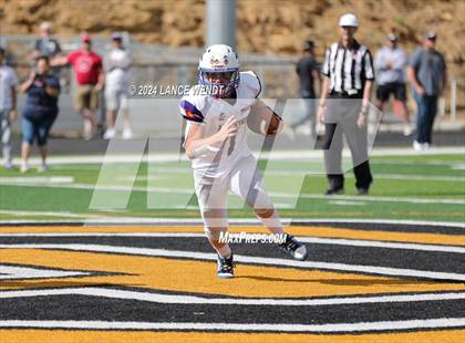 Thumbnail 2 in 8 Man All State (North vs South) photogallery.