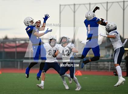Thumbnail 3 in Gonzaga Prep @ Graham-Kapowsin (WIAA 4A Quarterfinal) photogallery.