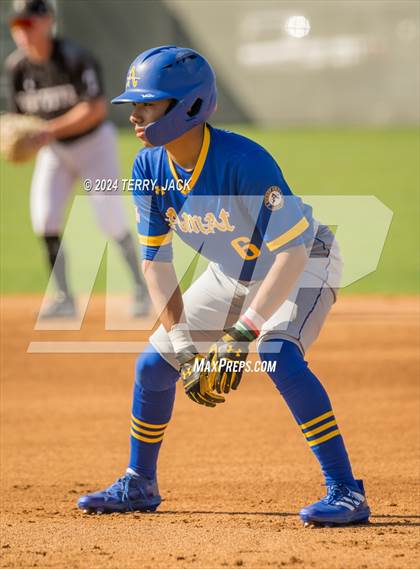 Thumbnail 2 in Bishop Amat @ Servite photogallery.