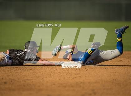 Thumbnail 1 in Bishop Amat @ Servite photogallery.