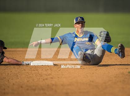 Thumbnail 2 in Bishop Amat @ Servite photogallery.