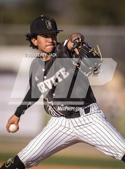 Thumbnail 1 in Bishop Amat @ Servite photogallery.
