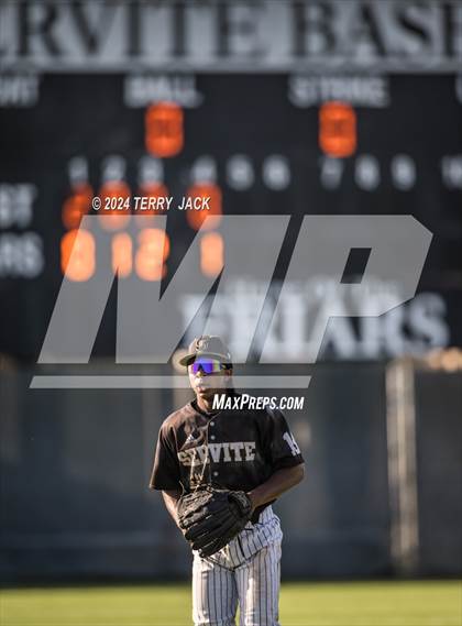 Thumbnail 3 in Bishop Amat @ Servite photogallery.