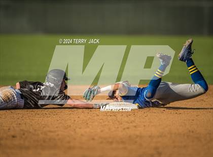 Thumbnail 2 in Bishop Amat @ Servite photogallery.